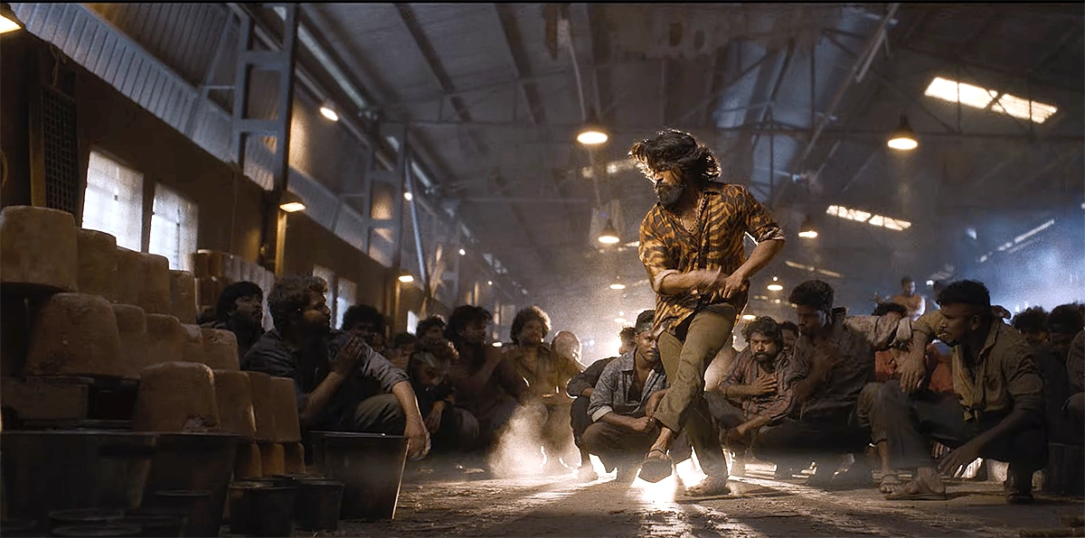 పెద్ది రయ్ రయ్ రా రా పాటలో రామ్ చరణ్ సిగ్నేచర్ హుక్ స్టెప్