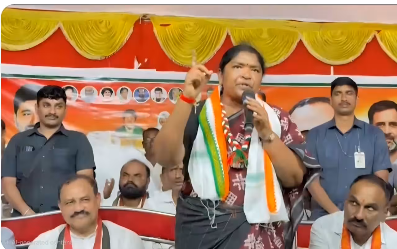 తప్పుడు ప్రచారం చేస్తే చెప్పు తెగుతుంది జాగ్రత్త : మంత్రి సీతక్క