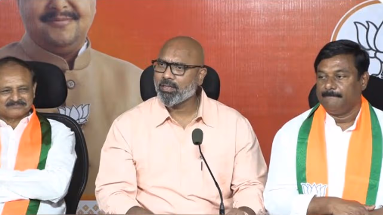 కవిత పార్టీపై ఎంపీ ధర్మపురి అర్వింద్ సెటైర్లు