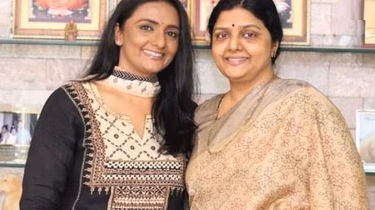 Bhanu Priya | భానుప్రియ ఆరోగ్యంపై అనేక రూమార్స్.. అస‌లు విష‌యం చెప్పిన సోదరి శాంతిప్రియ