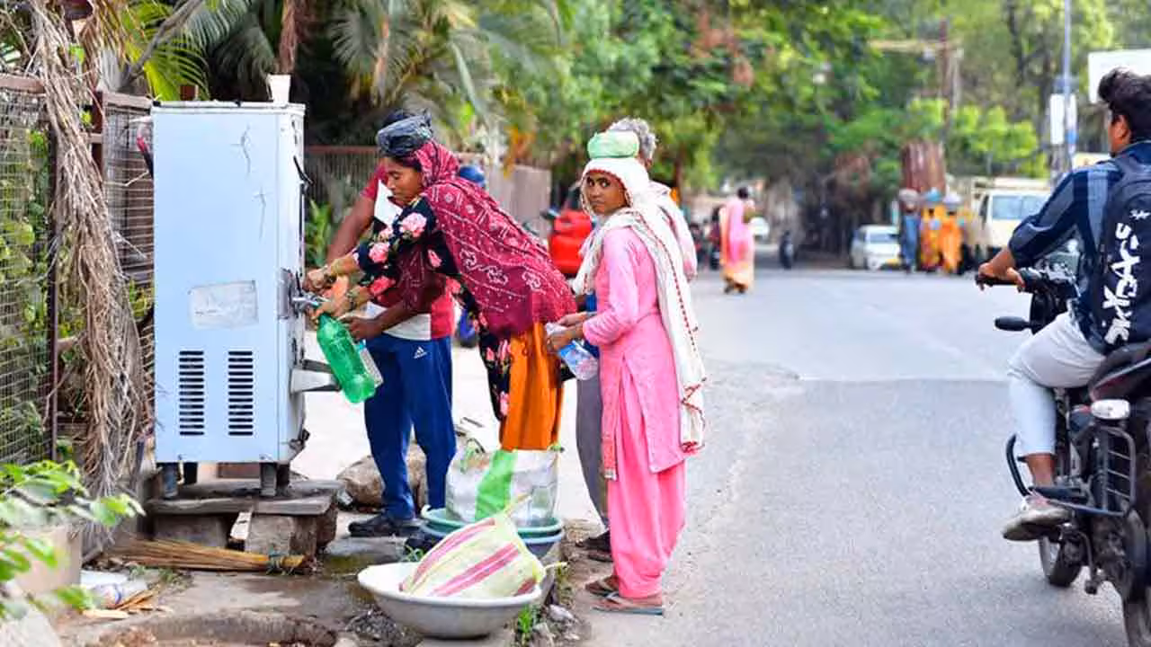 Heat Wave | అగ్ని గుండాన్ని త‌ల‌పిస్తోన్న ఆదిలాబాద్.. అల్లాడిపోతున్న ప్ర‌జ‌లు