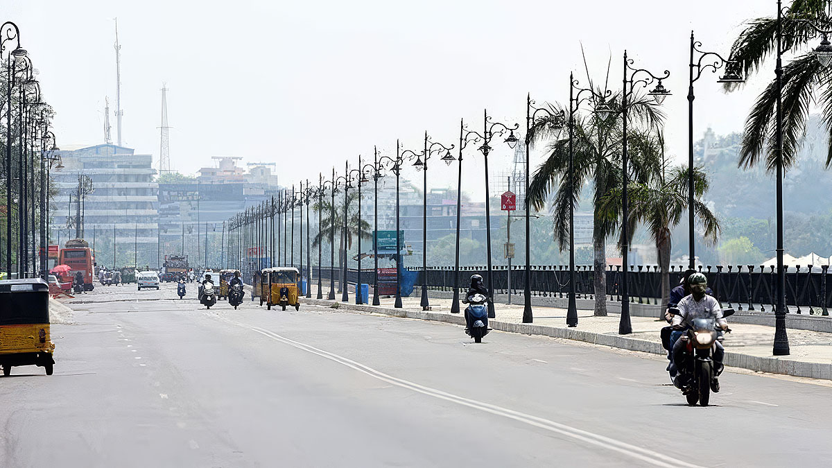 Hyderabad roads appear empty during peak afternoon heatwave conditions