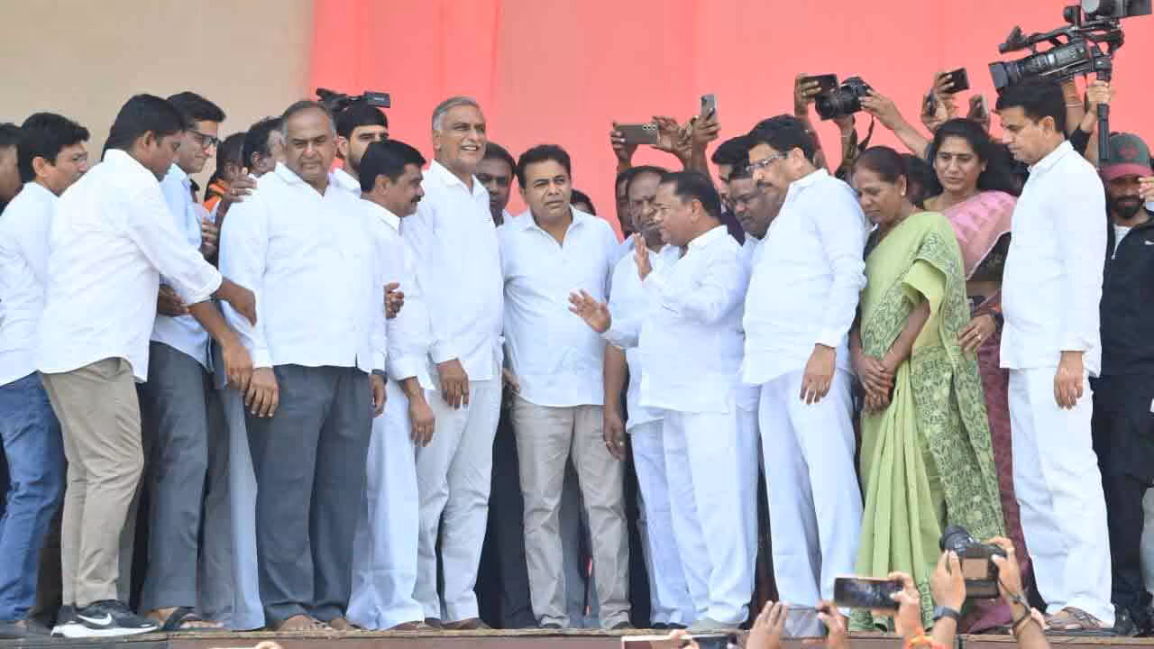 Telangana | తెలంగాణలో రాజుకోనున్న రాజకీయ సెగ.. 20న ఒకే రోజు జగిత్యాలలో  కేసీఆర్ సభ.. మేడిగడ్డలో రేవంత్ రెడ్డి