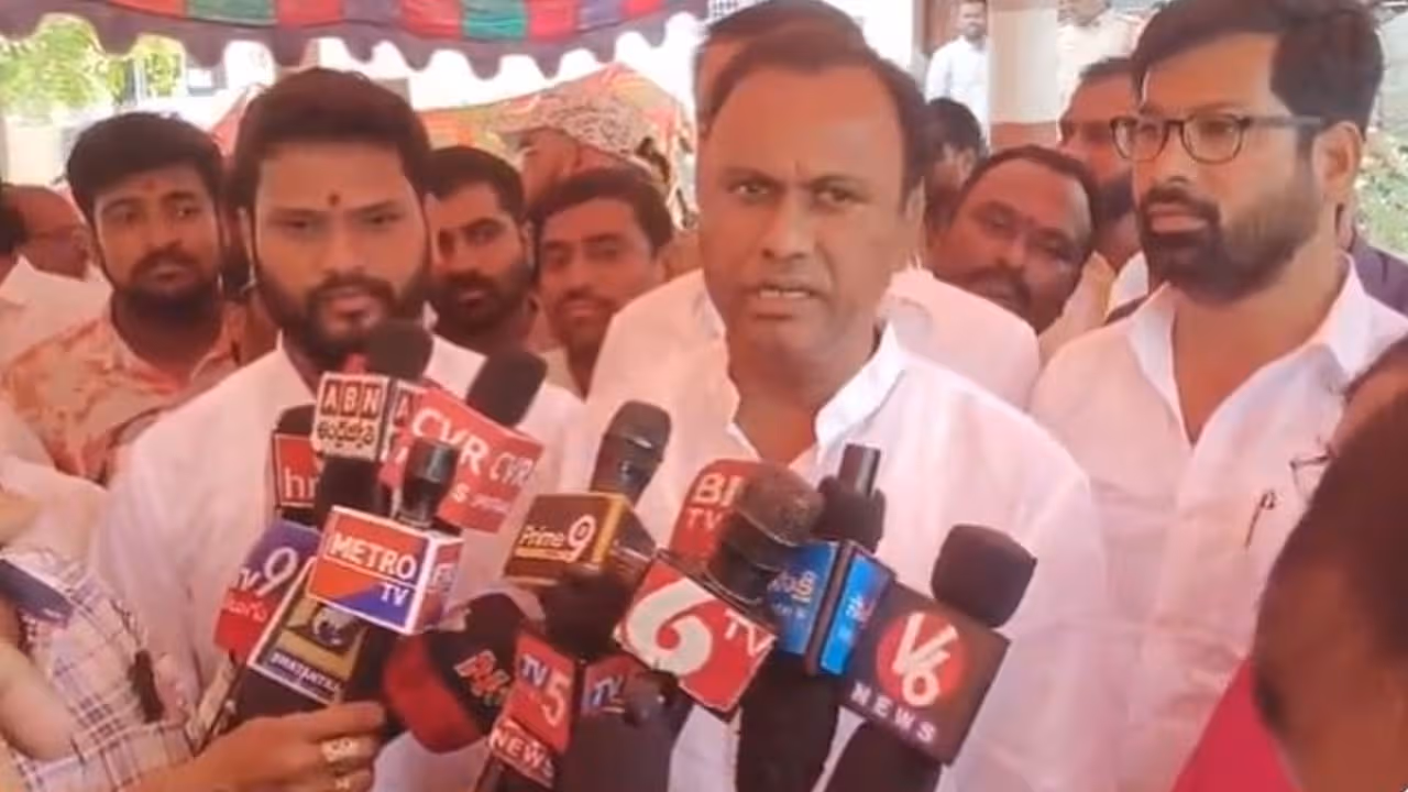 కవితపై ఎమ్మెల్యే కోమటిరెడ్డి రాజగోపాల్ రెడ్డి హాట్ కామెంట్స్