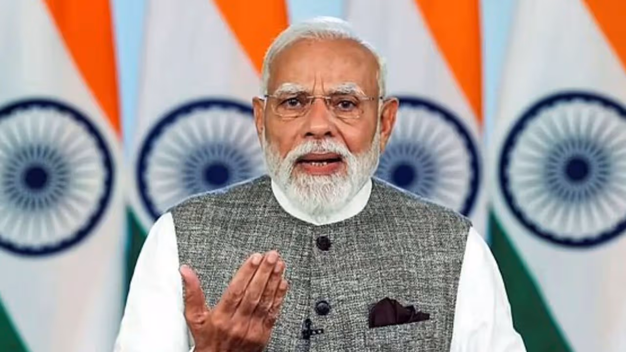 సభ్యులకు ఉద్దేశాలు ఆపాదిస్తారా? ప్రధాని మోదీపై కాంగ్రెస్‌ సభా హక్కుల నోటీసు
