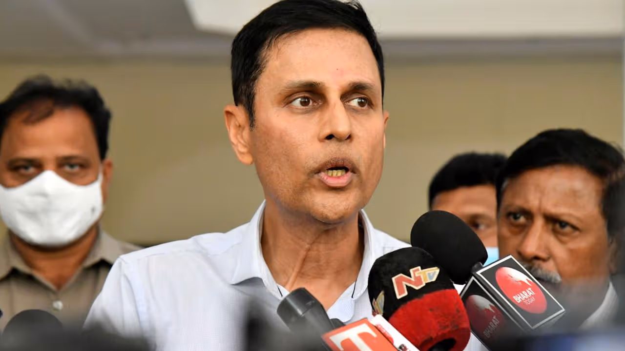 ఇరిగేషన్ అధికారి కూతురు పెళ్లి ఖర్చు వివాదం..ఢిల్లీ హైకోర్టు కీలక ఆదేశాలు