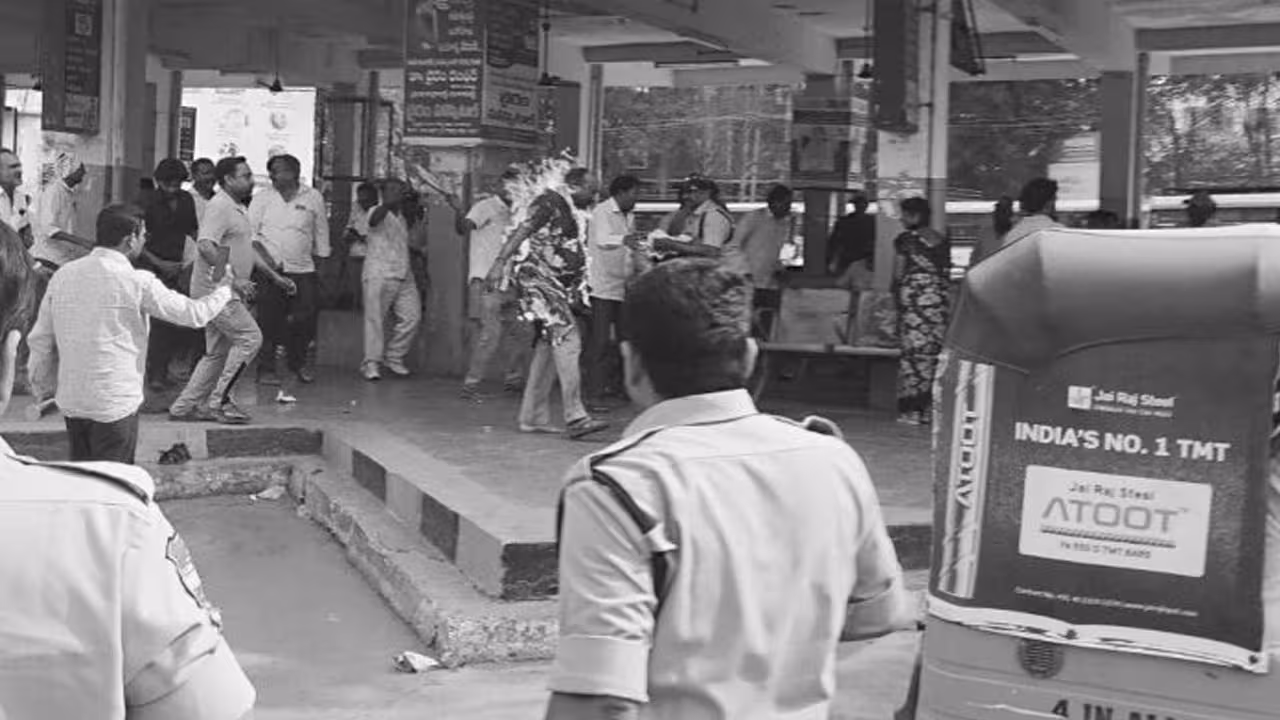 ఆర్టీసీ డ్రైవర్ శంకర్ గౌడ్ ఆత్మహత్య యత్నం.. సమ్మె ఉద్రిక్తం!