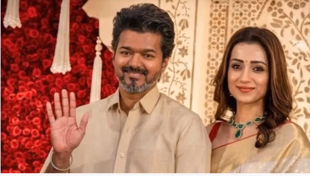 విజయ్ ప్రభుత్వం ప్రమాణ స్వీకారం..హాజరైన త్రిష