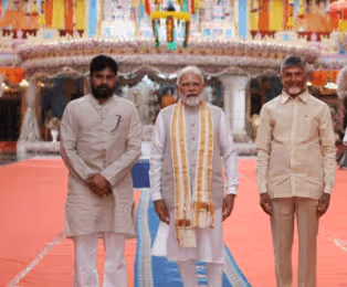 చంద్రబాబు, పవన్ ల నివాసానికి వెళ్లిన ప్రధాని మోదీ