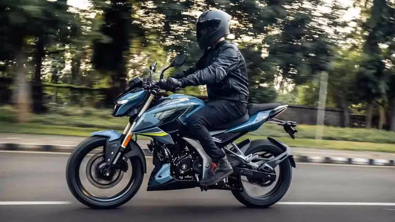 Bajaj Pulsar | స్పోర్టీ లుక్.. ప్రీమియం ఫీచర్లతో కొత్త బజాజ్ పల్సర్ N160 లాంచ్.. ధర ఎంతంటే..!