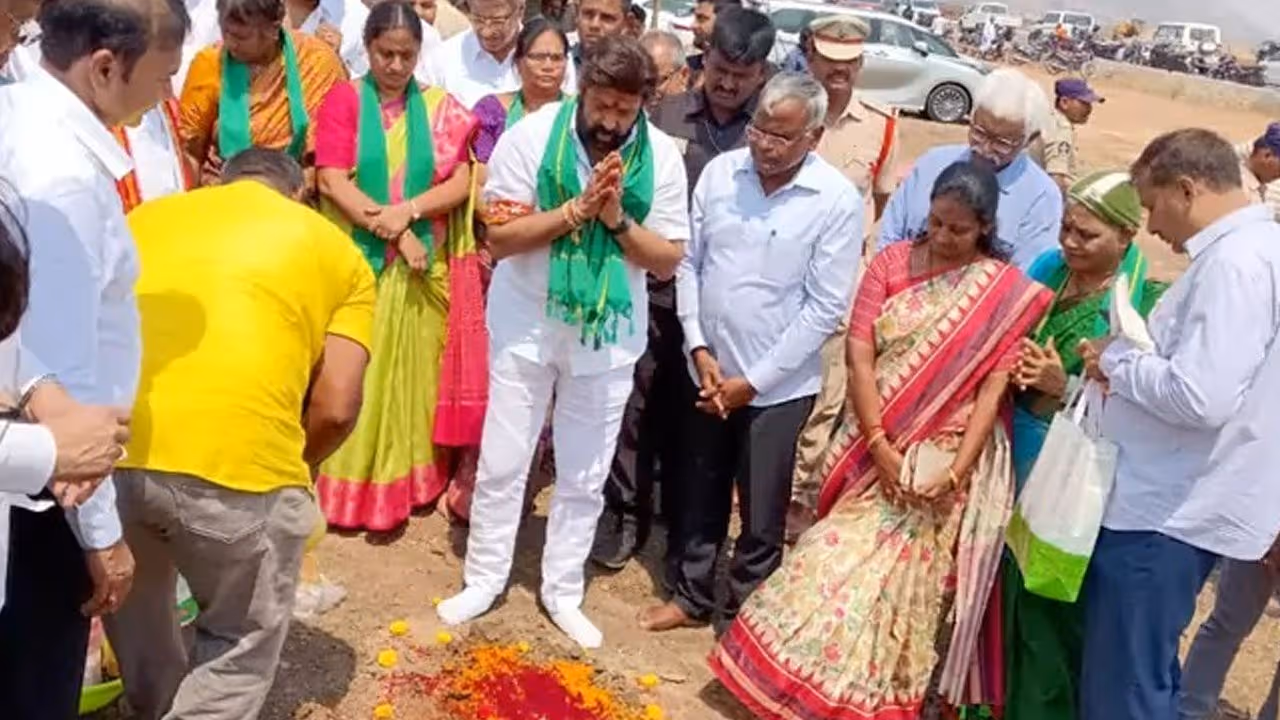 అమరావతిలో బసవతారకం క్యాన్సర్ ఆసుపత్రికి బాలకృష్ణ శంకుస్థాపన