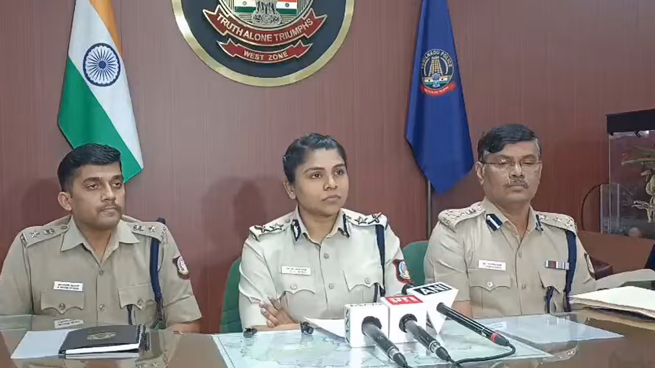 ఆ ముగ్గురు ఐపీఎస్‌లను సస్పెండ్ చేసిన సీఎం విజయ్