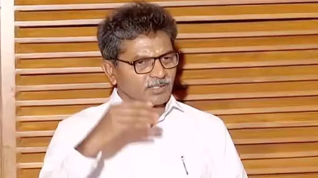 ఇంటర్ సప్లిమెంటరీ పరీక్షకు హాజరైన మావోయిస్టు మాజీ నేత దేవ్ జీ