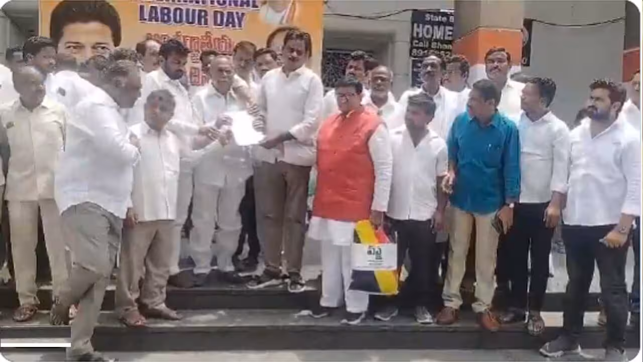 గాంధీ భవన్‌కు ఖమ్మం కాంగ్రెస్ పంచాయితీ
