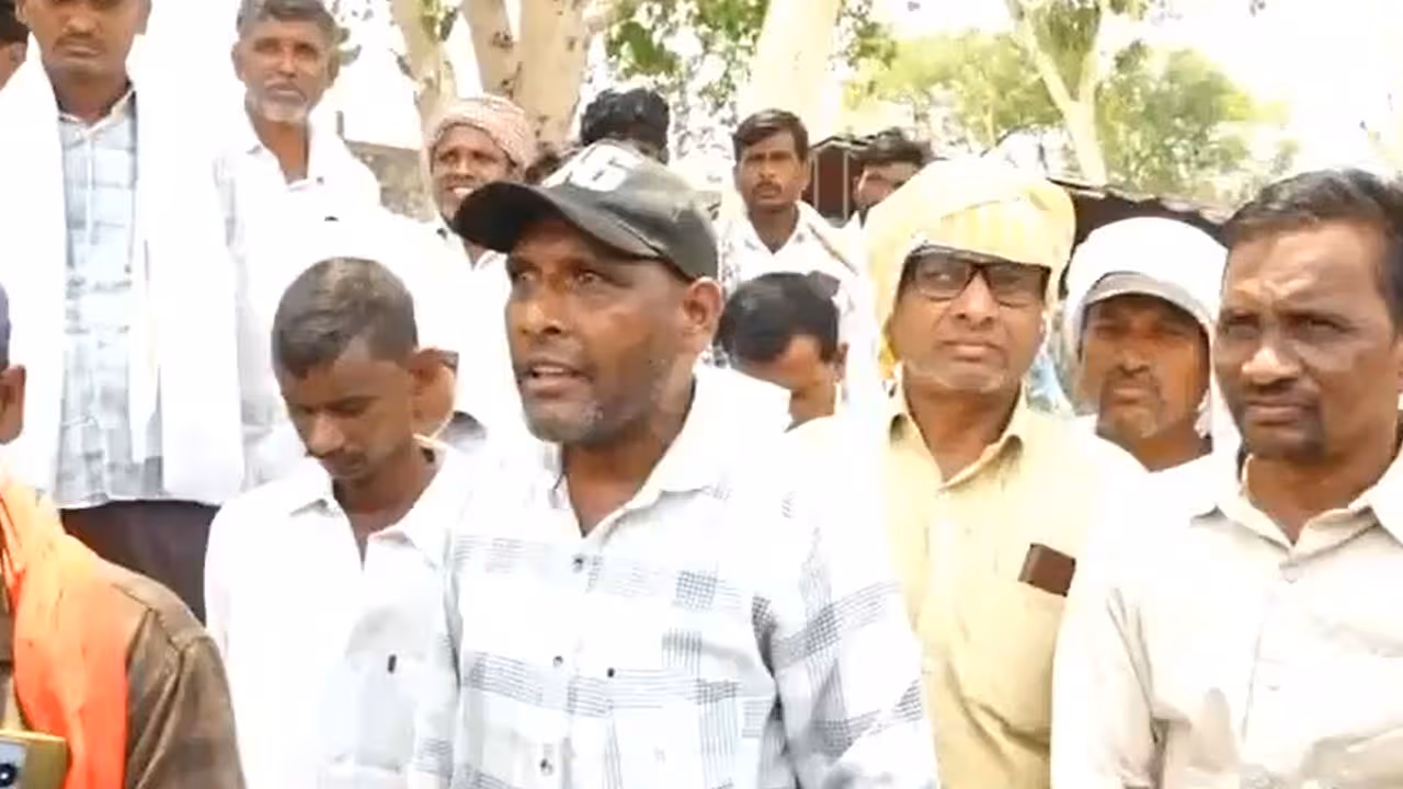 ఫోటో దిగిపోయారు..కొనుగోలు చేయడం లేదు: రైతుల మొర