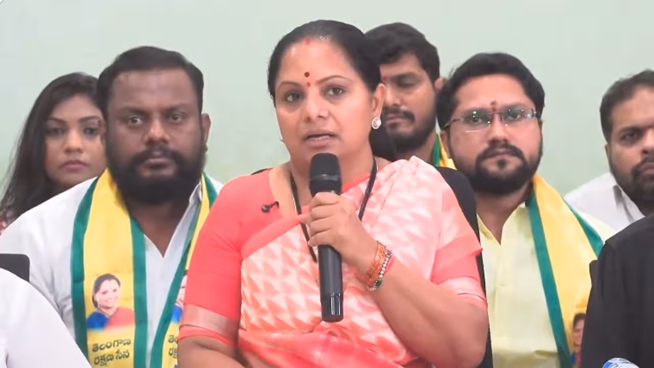 గుంపు మేస్త్రీ హఠావో….తెలంగాణ బచావో : కవిత