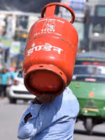 గ్యాస్ వినియోగదారులకు బిగ్ అలర్ట్.. జూన్ 30లోగా ఈ పని చేయకపోతే సబ్సిడీ కట్