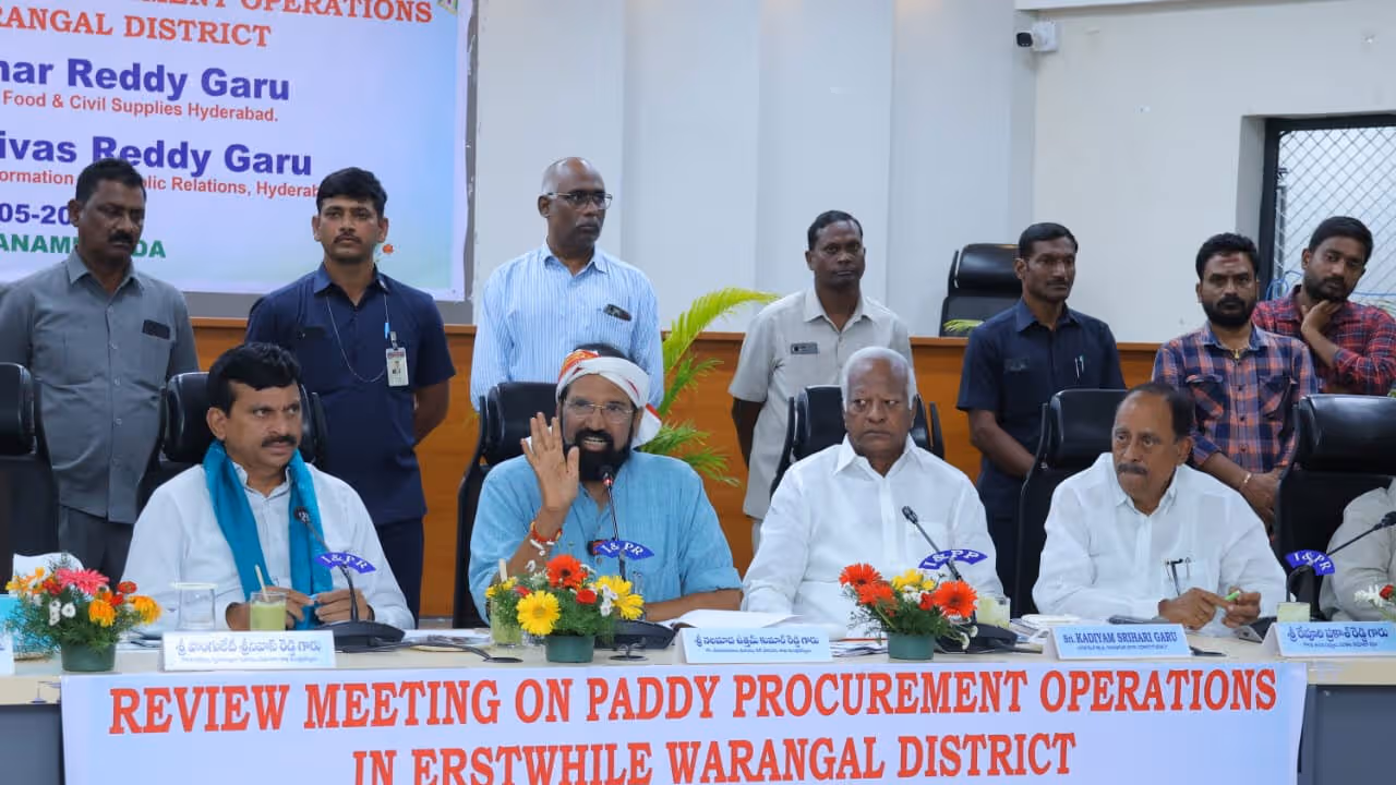 ఉత్తమ్ సమీక్షకు జిల్లా మంత్రులు డుమ్మా…జిల్లా రాజకీయ వర్గాల్లో చర్చనీయాంశం