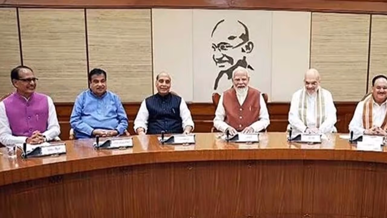 పశ్చిమాసియా సంక్షోభం వేళ…కేంద్ర కేబినెట్ కీలక నిర్ణయాలు