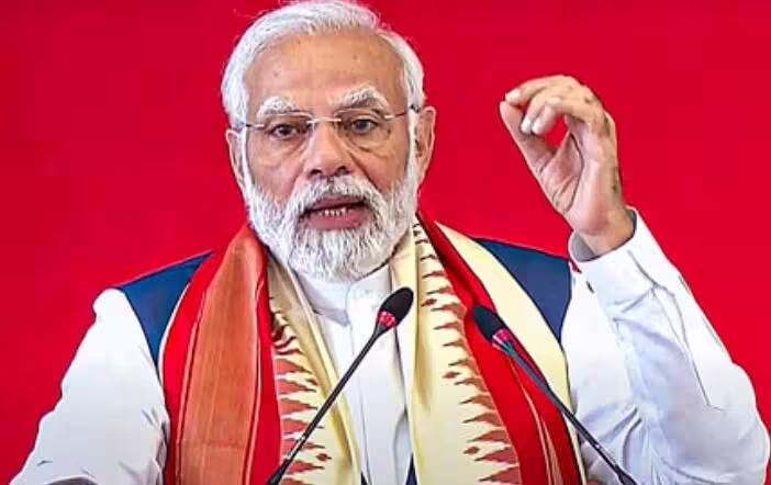 కాంగ్రెస్..ముస్లింలీగ్ మావోయిస్టు కాంగ్రెస్ గా మారింది : మోదీ ఫైర్