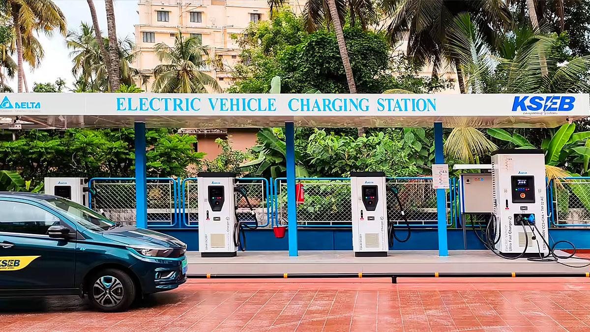 Public electric vehicle charging station with multiple charging units and canopy setup in India