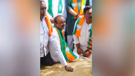 సీఎం రేవంత్ ప్రభుత్వ పాలసీలు తుగ్లక్ పాలసీలు : ఎంపీ ఈటల ఫైర్