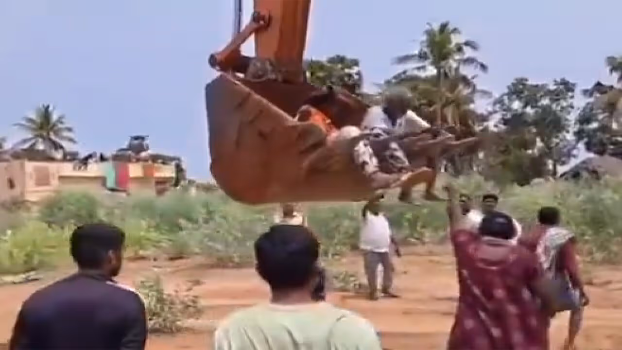 వైరల్..వృద్ధ దంపతులపై అమాన‌వీయ చ‌ర్య‌