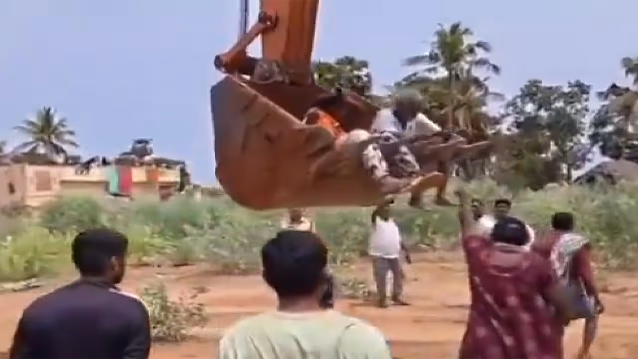 వైరల్..వృద్ధ దంపతులపై అమాన‌వీయ చ‌ర్య‌