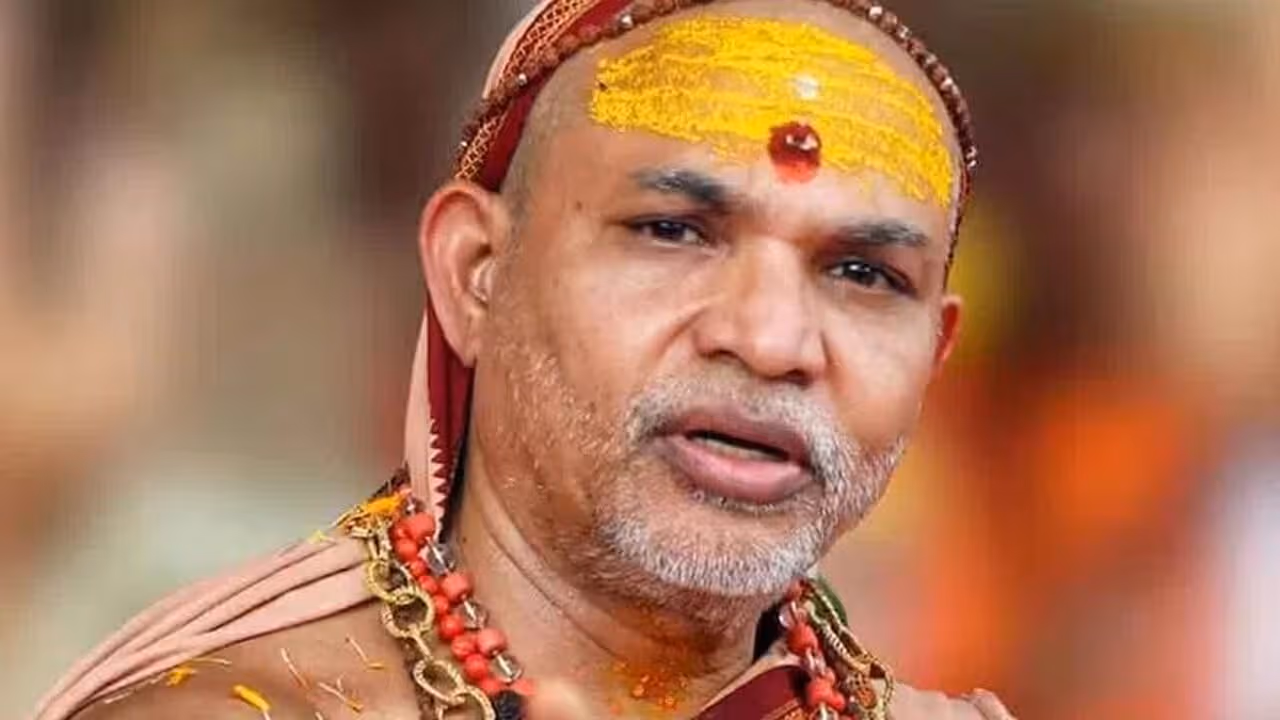 ముందుగా ప్రధాని విమానం అమ్మేయాలి : అవిముక్తేశ్వరానంద