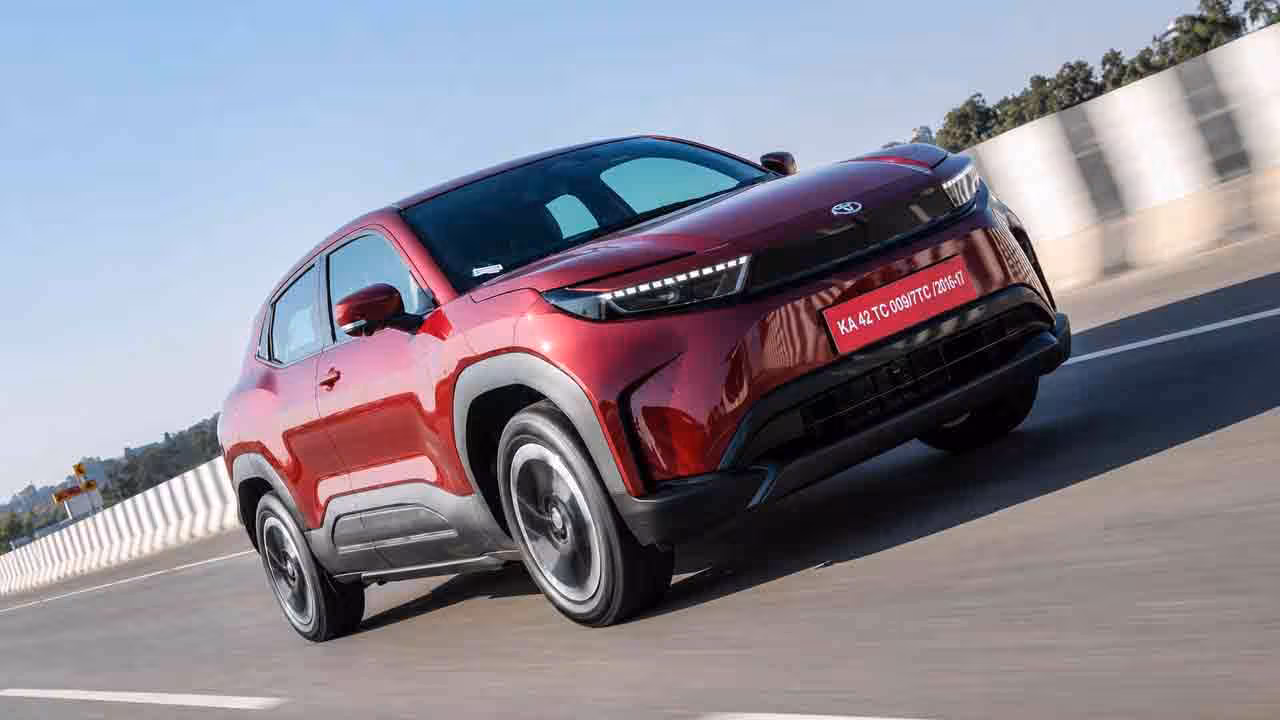 Toyota Urban Cruiser EBella | టయోటా నుంచి తొలి ఎలక్ట్రిక్ కారు లాంచ్.. ధర, ఫీచర్లు ఎలా ఉన్నాయంటే..!