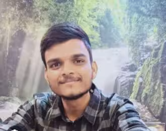 ఏడాదికి రూ.1.6 కోట్ల జీతం..తిరస్కరించి తల్లిదండ్రుల సేవలో!