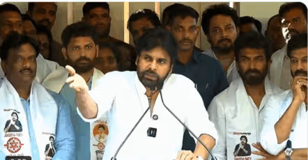 బెదిరింపులకు భయపడను..తెలంగాణలో జనసేన పోటీ : పవన్ కల్యాణ్