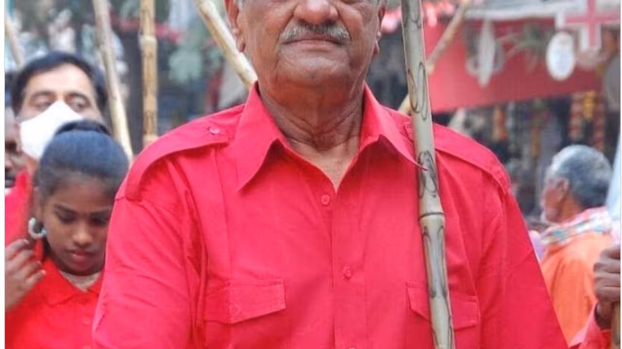 సీపీఐ సీనియర్ నేత నారాయణ దంపతుల ఆదర్శ నిర్ణయం