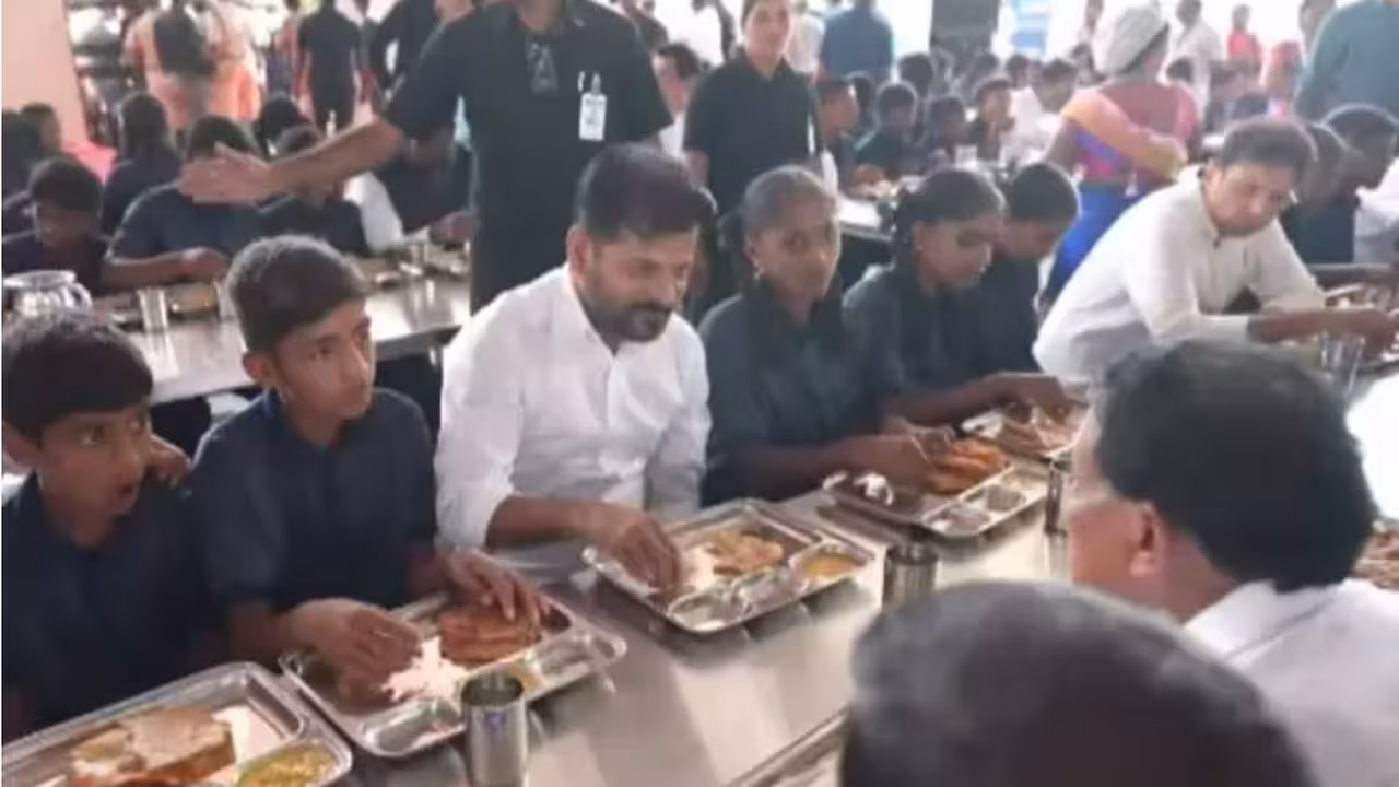 తెలంగాణ పబ్లిక్ స్కూల్ ను ప్రారంభించిన సీఎం రేవంత్ రెడ్డి