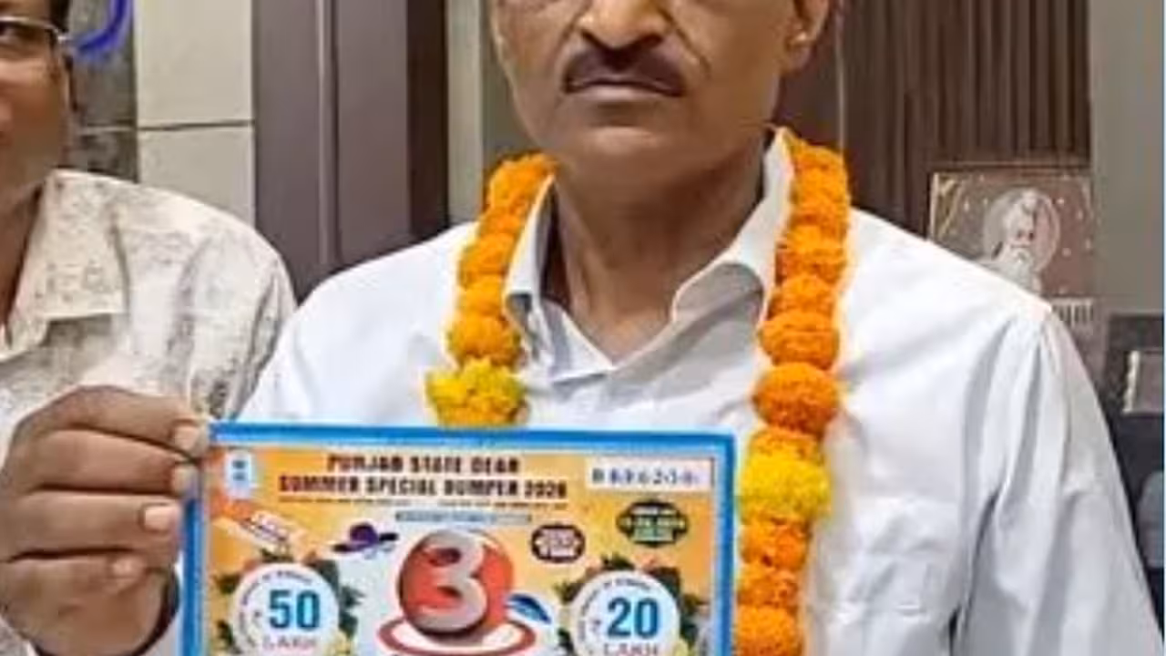 టాక్సీ పనిపై వెళ్లాడు..రూ.3కోట్ల లాటరీ జాక్ పాట్ కొట్టాడు!