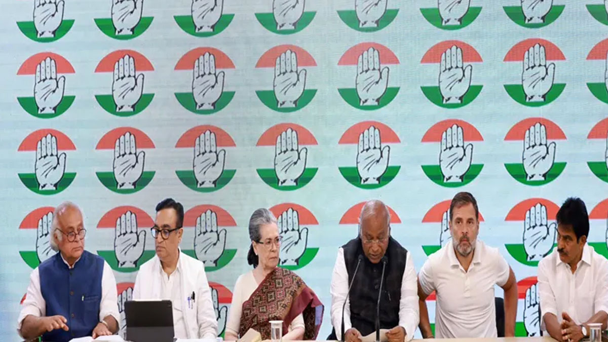 ఏఐసీసీ ఉన్నత స్థాయి భేటీలో కీలక నిర్ణయం