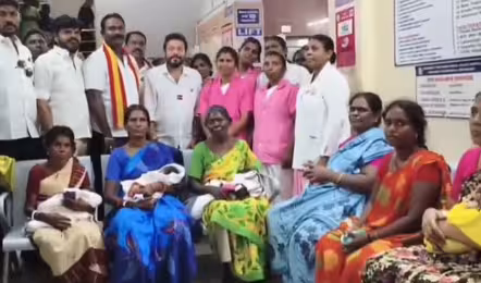 సీఎం విజయ్ బర్త్ డే.. వారికి ఉచిత బంగారు ఉంగరాలు!