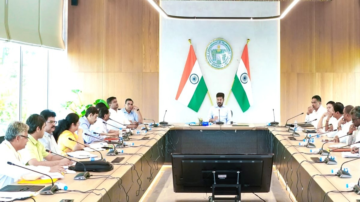 యాదగిరి గుట్ట అభివృద్దికి నిధుల విడుదలకు సీఎం రేవంత్ రెడ్డి ఆదేశాలు