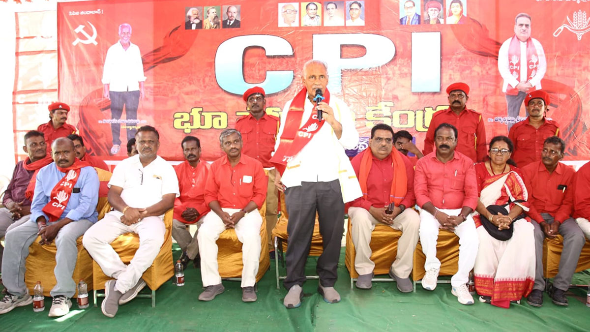 హామీలు అమలుచేయకుంటే తిరుగుబాటు తప్పదు : కాంగ్రెస్ సర్కారుకు సీపీఐ నేత కూనంనేని హెచ్చరిక