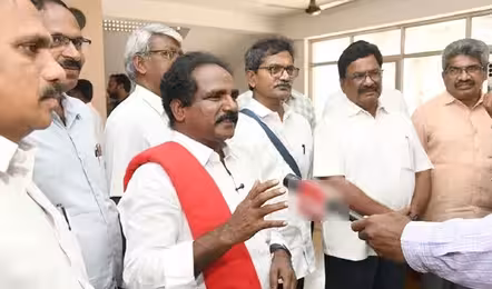 శాంతిచర్చల కమిటీతో మావోయిస్టు మాజీ నేతల భేటీ!