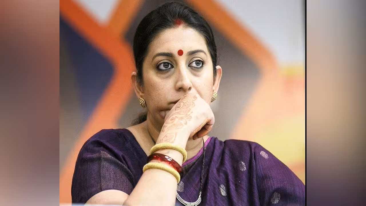 మాజీ కేంద్ర మంత్రి స్మృతి ఇరానీ ఓటు మాయం!