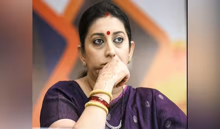 మాజీ కేంద్ర మంత్రి స్మృతి ఇరానీ ఓటు మాయం!
