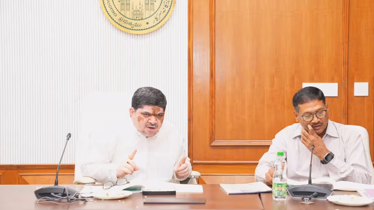 ఆర్టీసీ గుర్తింపు సంఘాల ఎన్నికల షెడ్యూల్ విడుదల చేయండి: మంత్రి పొన్నం
