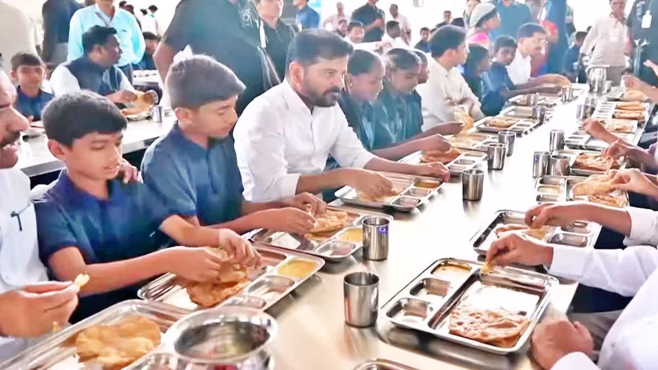 తెలంగాణ పబ్లిక్ స్కూల్ ను ప్రారంభించిన సీఎం రేవంత్ రెడ్డి