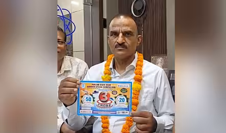 టాక్సీ పనిపై వెళ్లాడు..రూ.3కోట్ల లాటరీ జాక్ పాట్ కొట్టాడు!