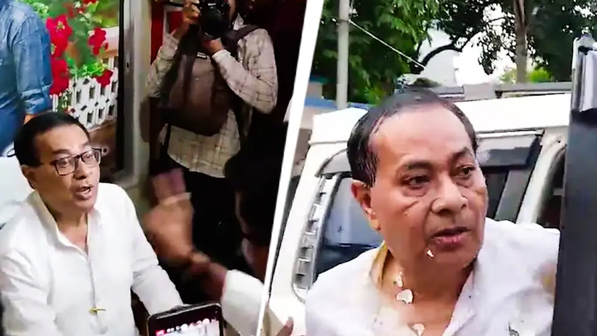 మాజీ మంత్రిపై కోడిగుడ్లతో దాడి