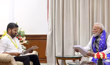 తెలంగాణ ప్రాజెక్టులకు సహకరించండి : ప్రధాని మోదీకి సీఎం రేవంత్ రెడ్డి విజ్ఞప్తి