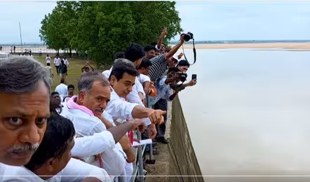రేవంత్ రెడ్డి తెలంగాణకు శనేశ్వరం..కాళేశ్వరం వరం: కేటీఆర్