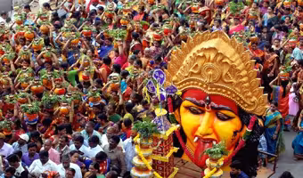 తెలంగాణలో మొదలైన బోనాల సందడి