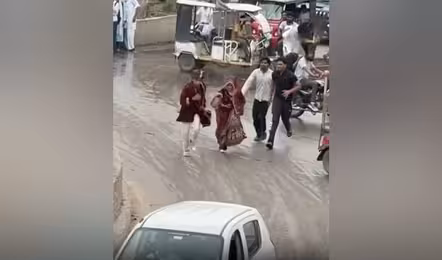 మండపం నుంచి వరుడు పరార్..రోడ్లపై వెంబడించిన వధువు, బంధువులు !